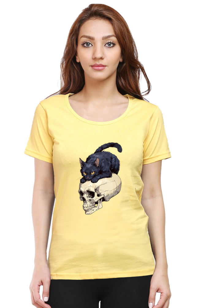 Cat on Skull Print Women's T-Shirt – Playful Style for Everyday Comfort